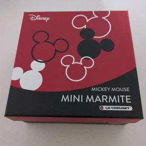 Brand New Disney Mickey Mouse Minimalist Mitt Le Creuset 250ml Black Cherry Red - Picture 1 of 12