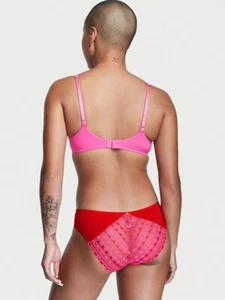 Victorias Secret Stretch Baumwolle Bikinihöschen in Fieber rosa rote Herzen Netz klein - Bild 1 von 2