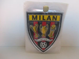 LOTTO 10 ADESIVI SCUDETTO METALLIZZATI MILAN ANNI '80 - Picture 1 of 2