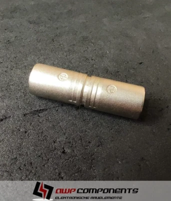 NA3MM - XLR Adaptador Audio 3 Pines "Gender-Changer" Macho-Macho - Neutrik Foto 1 de 3