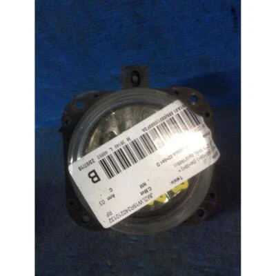 ЛАМПА ПРОТИВОТУМАННАЯ ПОД ПРАВУЮ РУКУ ДЛЯ MAZDA MPV (99-04) (04-06) 2.0 CDI MNV. 5P/D/1998CC. 1999 - Изображение 1 из 4