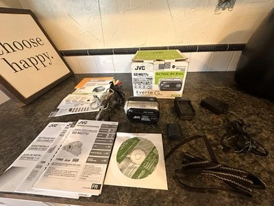 JVC Everio GZ-MG77U 30gb HDD Camcorder Video Camera W/ Box,  TESTED WORKING!!! - Image 1 of 4