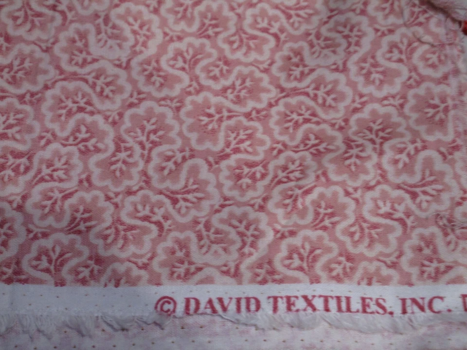 1/2 Yard Cotton David Textiles Fabric Mauve & Cream Print - Image 1 of 1