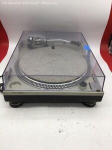 Technics SL-1200 Direct-Drive Turntable Tested