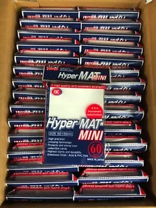 ¡MINI ESTUCHE KMC HYPER MAT! (BLANCO) 30 PACKS - 60 FUNDAS CADA UNO - YUGIOH / CARDFIGHT - Imagen 1 de 3