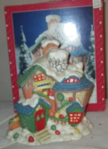 Holiday Time Village CANDY SHOP LIGHTED BOX - Picture 1 of 5