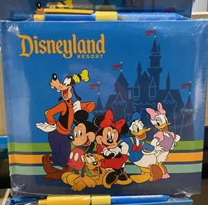 DISNEY PARKS OFFICIAL CLASSIC LOGO MICKEY & FRIENDS AUTOGRAPH BOOK, NEW! - Picture 1 of 2