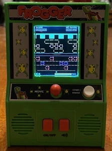 “Frogger” Electronic Handheld Vintage Classic Arcade Video Game By Konami Tested - Picture 1 of 6