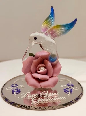 Figura Colibrí Love You Abuela Pájaro de Vidrio Coleccionable con Porcelana Rosa Foto 1 de 4