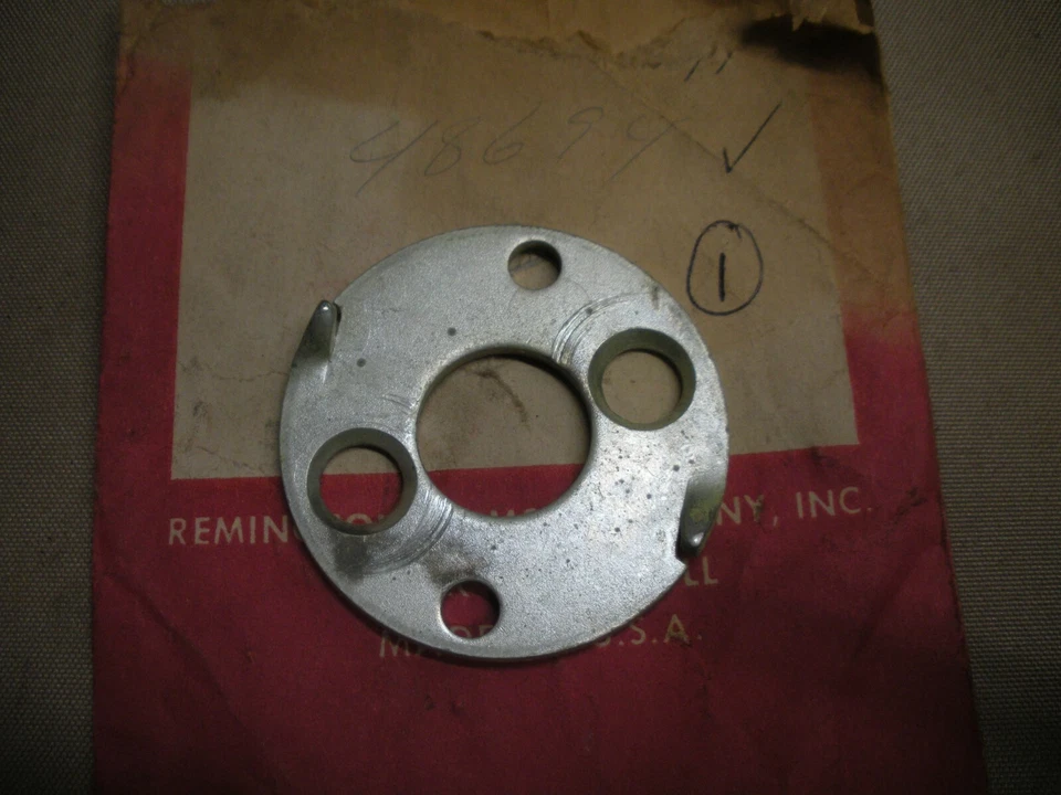 NOS OEM REMINGTON CHAINSAW 48694 R1 - Image 1 of 1