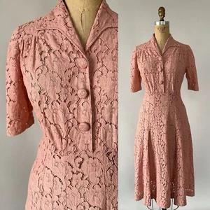 Vintage 1940s Dusty Rose Pink Sheer Lace Day Dress Collared Shirtdress Buttons S - Picture 1 of 11