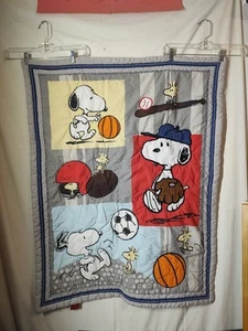 Trapunta culla bambino Snoopy coperta biancheria da letto piumone arachidi Woodstock decorazione sportiva - Foto 1 di 9