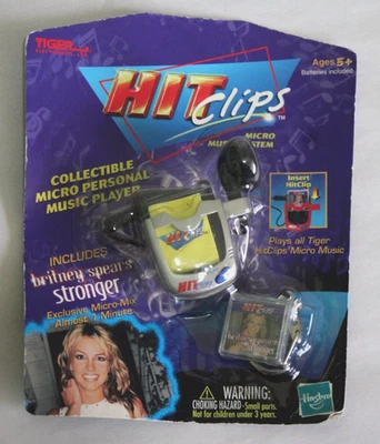 Microjugador Britney Spears Hit Clips PLATEADO más fuerte - Marca TIGER 2000 Foto 1 de 4