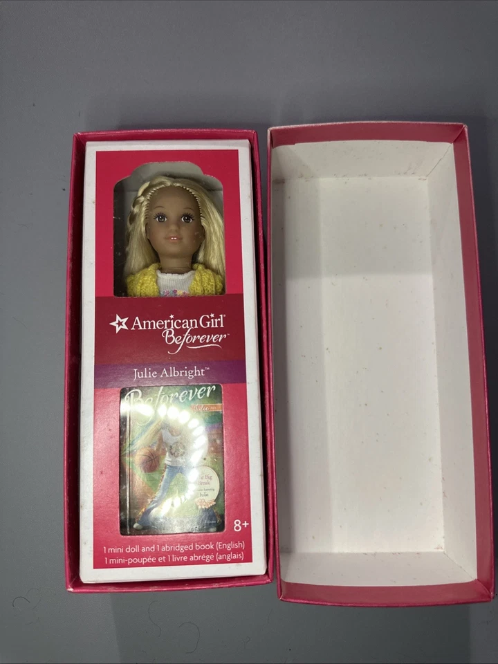 美国女孩娃娃朱莉迷你娃娃和书套装 — 第 1/2 张图片