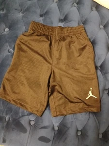 Boys Air Jordan Shorts Boys Medium Black NWT - Picture 1 of 4
