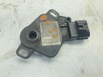 Датчик положения коробки передач 14 15 16 Nissan Juke AWD 1.6 B - Изображение 1 из 4