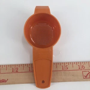 Tupperware Nuevo Antiguo Stock Gadgets Tamiz Tamices Té, Coladores de Azúcar Naranja - Imagen 1 de 2