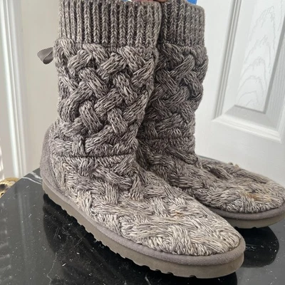 UGG Australia Isla Knit Boots Gray Cable Knit W/Ribbon Lace Up Women's Size 8 - Image 1 of 4