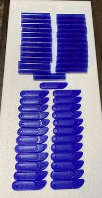 (50) Hasbro Play-Doh Accessories 25 Rollers And 25 Knives - Image 1 of 4