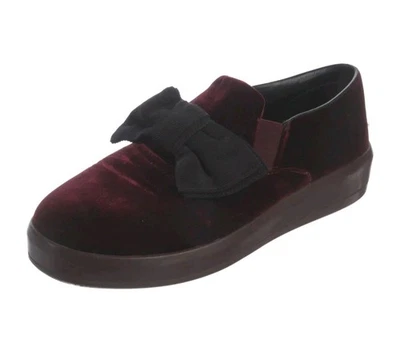 Mocasines para mujer Prada con detalles de lazo de terciopelo talla: 7 IT 37 (EXCELENTE ESTADO) Foto 1 de 4