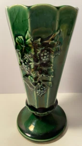 Vintage McCoy Pottery Green Glazed Grape & Leaf Paneled Vase 7” - Picture 1 of 3