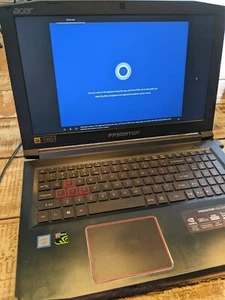 Acer Predator Helios 300 15.6in. (256GB, Intel Core i7 7th Gen., 2.80GHz, 16GB) - Picture 1 of 6