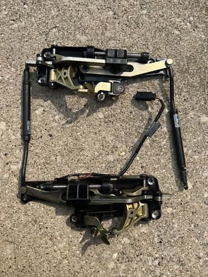 99-05 BMW 325Ci 330Ci E46 M3 CONVERTIBLE TOP FRONT LATCH LATCHES LOCK LH RH - Image 1 of 4