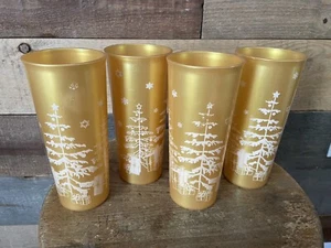 Tupperware Gold 16 oz Tumblers Holiday Christmas Trees Drinking Cups #5107 - T37 - Picture 1 of 5