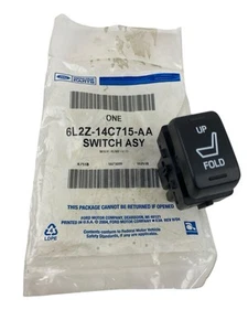 Genuine Ford OEM 2006-2010 Explorer 3rd Row Seat Up / Fold Button 6L2Z-14C715-AA - Picture 1 of 10