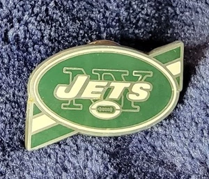 Official NFL Collectible New York Jets Pin With 1998-2018 Logo 1 Inch - Picture 1 of 6