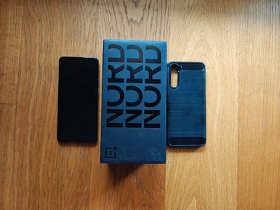 OnePlus Nord 5G (AC2003) Sbloccato - Blue Marble - RAM 12Gb ROM 256Gb (Dual SIM) - Immagine 1 di 4