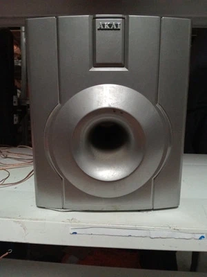 Akai Sub-Woofer - Immagine 1 di 4