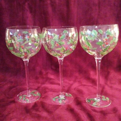 BLOCK 水晶浆果和冬青气球葡萄酒高脚杯手绘 (3) — 第 1/4 张图片