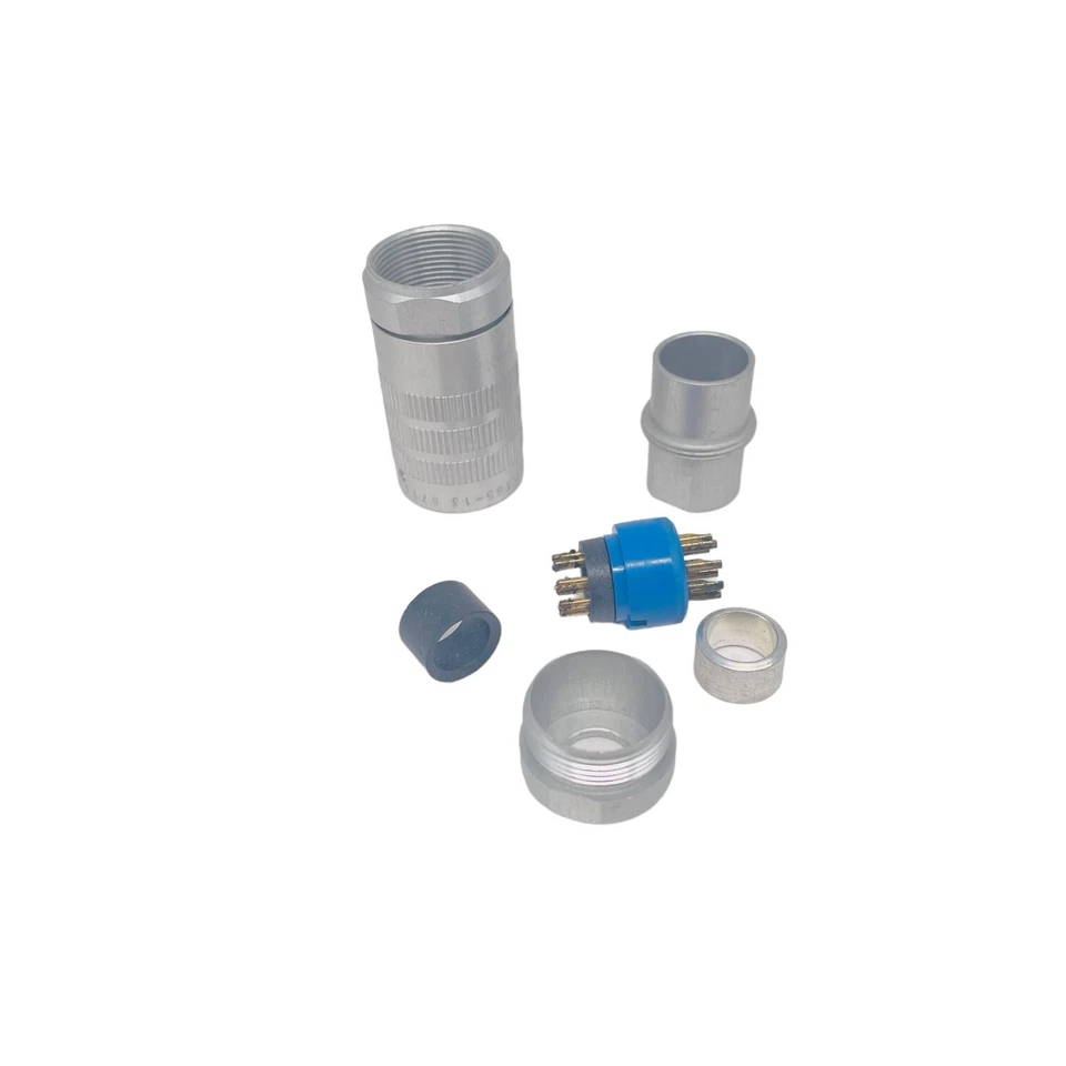 Amphenol 165-13 Circular MIL Spec Connector Plug - Image 1 of 4