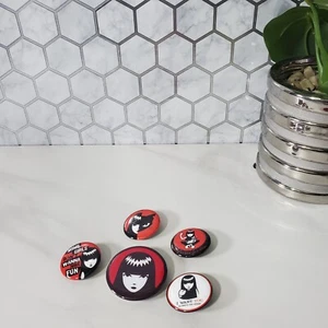 Emily The Strange Round Pinback Buttons Gothic Set of 5 #2 - Picture 1 of 7