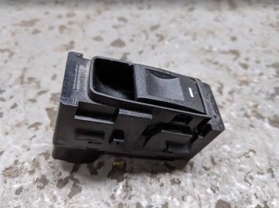 Interruptor de ventana Jeep Commander 2007 NSR lado del pasajero trasero izquierdo - Imagen 1 de 2