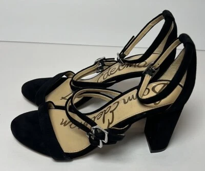 Sandalia de gamuza Sam Edelman Tammie con correa al tobillo tacón bloque para mujer talla 7 negra Foto 1 de 4