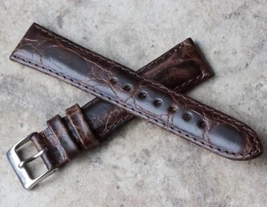 Correa de reloj vintage de cuero con patrón de cocodrilo realista acolchada y totalmente cosida - Imagen 1 de 3