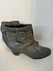 Spring Step Patrizia Women’s Heeled Boots Distressed Gray Womens Sz 40 Side Zip - Picture 1 of 7