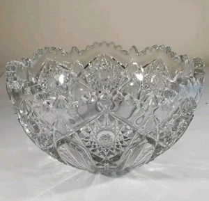 Clear Glass Serving Bowl by L.E. Smith 8" Round Pressed Glass Scalloped - Picture 1 of 11