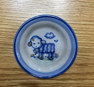 M.A. HADLEY LAMB SHEEP RAMEKIN BOWL- VINTAGE HANDMADE POTTERY- SIGNED- TRINKET - Picture 1 of 4