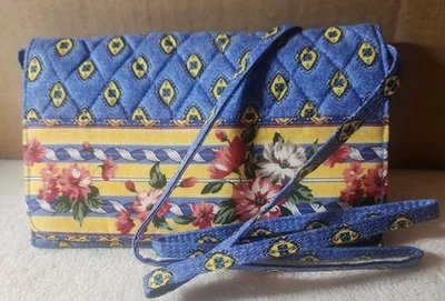 NUEVA Cartera Floral Avon Acolchada De Colección En Una Cuerda Foto 1 de 4