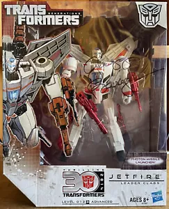 Transformers Generations Thrilling 30 Jetfire Signed By Gregg Berger 2022 Botcon - Picture 1 of 8