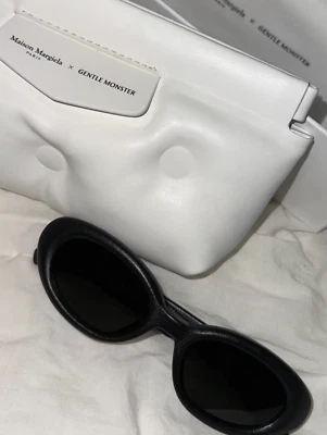 Gentle Monster x Maison Margiela MM107 Cuero Negro / Foto 1 de 3