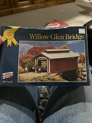Walthers Cornerstone HO Gold Ribbon Series Kit #933-3602 Willow Glen Bridge - Image 1 of 4