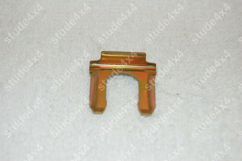 STUDEBAKER & AVANTI BRAKE HOSE CLIP 1947-66 # 675466 - Image 1 of 1