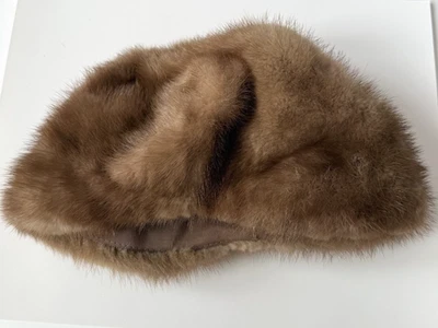 Vintage 1950s Women's Brown Genuine Mink Fur Hat Beanie Style, Handmade? No Tags - Image 1 of 4