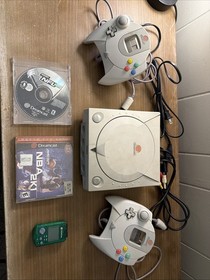 Sega Dreamcast HKT-3020 Bundle Two Controllers, Two Games, Tested and Working