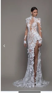 Custom made wedding dress - Pnina Tornai for Kleinfeld. Size S - Picture 1 of 7