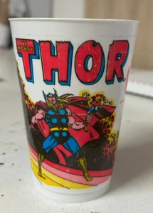 MIGHTY THOR on RAINBOW BRIDGE Marvel SUPER HEROES 7-11 CUP 1977 - Bild 1 von 2